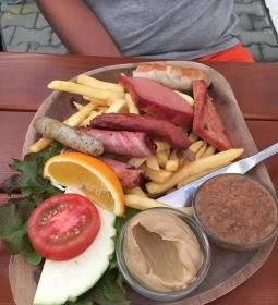 Öreg Favágó Kocsmája