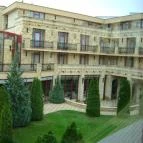 Hotel Kapitány Superior Wellness Sümeg - Medence/kert