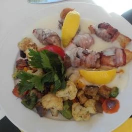 Nádas Étterem, Jakabszállás - Étel/ital