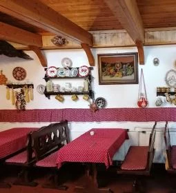 Gizi Néni Csárdája