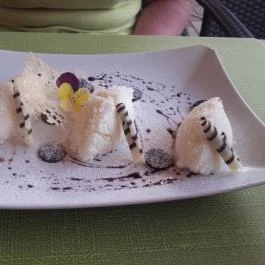 Port A/B, Balatonmáriafürdő - Étel/ital