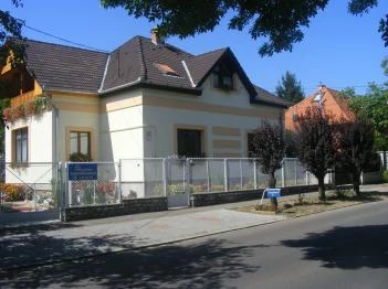 Napfény Apartmanház Eger