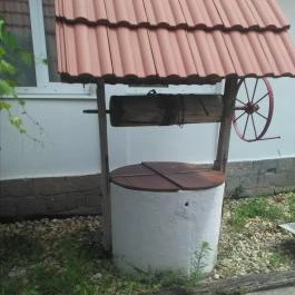 Farkaskő Vendégház Noszvaj - Medence/kert