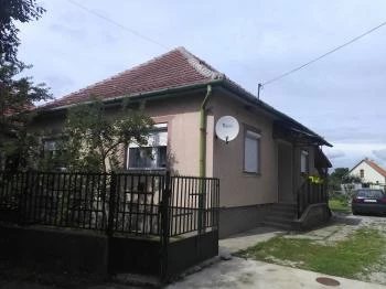 Hattyú Apartman Poroszló