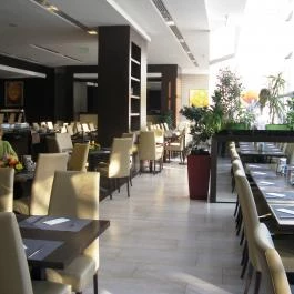 Abacus Business & Wellness Hotel, Herceghalom - Vendéglátás