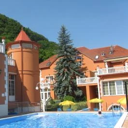 Hotel Bellevue, Esztergom - Külső kép