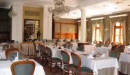 Kastélyhotel Sasvár Parádsasvár - Vendéglátás