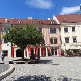Kiwi Fagyizó, Sopron - Külső kép