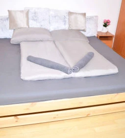 Lorabel Apartmanház