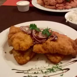 Csendes Pihenő Étterem Vásárosdombó - Étel/ital