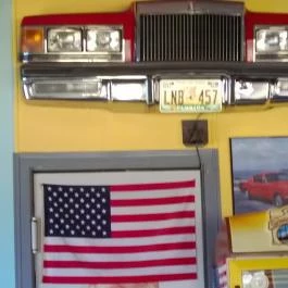 V8 Vendéglő Cece - Egyéb