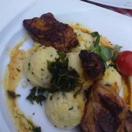 Servita Udvarház, Eger - Étel/ital