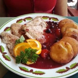 Stüszi Vadász Étterem Szeged - Étel/ital