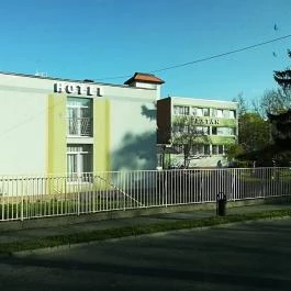 Komfort Hotel Platán Harkány - Külső kép