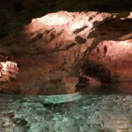 Tapolcai-tavasbarlang Látogatóközpont Tapolca - 