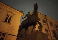 10-es huszárok lovasszobra Székesfehérvár