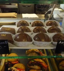 10 Minutes Bistro & Cafe