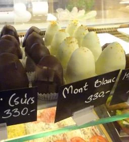 10 Minutes Bistro & Cafe