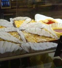 10 Minutes Bistro & Cafe