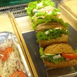 10 Minutes Bistro & Cafe Budapest - Étel/ital