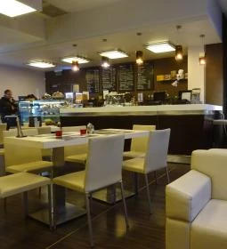 10 Minutes Bistro & Cafe