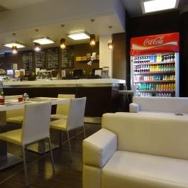 10 Minutes Bistro & Cafe Budapest - Belső