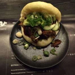 101 Neo Budapest - Étel/ital