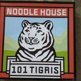 101 Tigris Noodle House Budapest - Külső kép