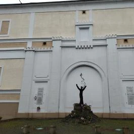 1956-os emlékmű Vác - Egyéb