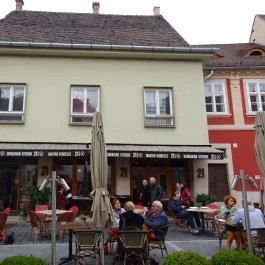 21 Magyar Vendéglő, Budapest - Külső kép