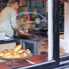 3 Pajamas. Breakfast Club Budapest - Étel/ital