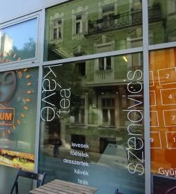 39 Studium Étterem & Kávézó