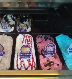 4 Évszak Fagyizó és Kávézó