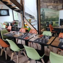 4 Évszak Palóc Bistorant, Mátrafüred - Belső