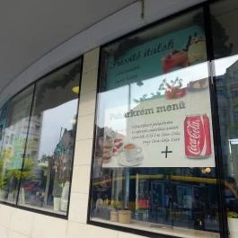 4 Street Coffee Budapest - Külső kép