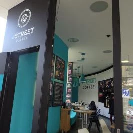 4 Street Coffee Budapest - Belső
