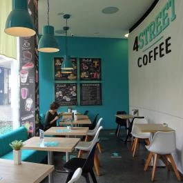 4 Street Coffee Budapest - Belső