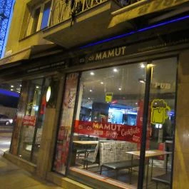 4es6os Mammut, Budapest - Külső kép