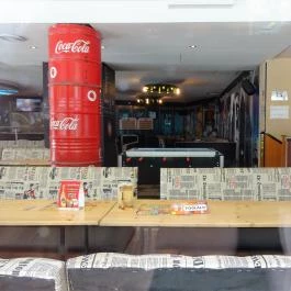 4es6os Mammut, Budapest - Belső