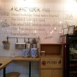 A Séf Utcája, Budapest - Belső