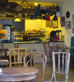 á table! - Wesselényi utca