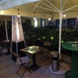 Aaron's Pub Budapest - Külső kép