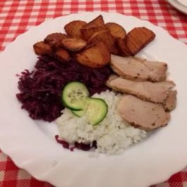 Ádám Kisvendéglő, Budapest - Étel/ital