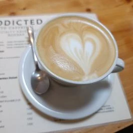 Addicted 2 Caffeine Budapest - Étel/ital