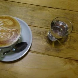 Adna Cafe Budapest - Étel/ital