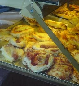 Adrián Pékség - József körút