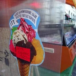 Adrián Pékség - József körút Budapest - Külső kép