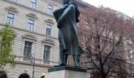 Ady Endre szobra Budapest - Egyéb
