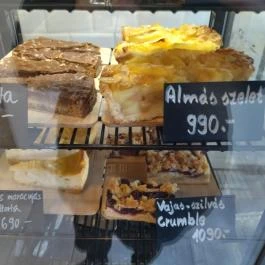 ahelyem - Több mint kávé Budapest - Étel/ital