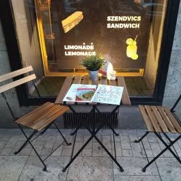 Ahoy! - Waffle, Chocolate & Lemonade Budapest - Külső kép